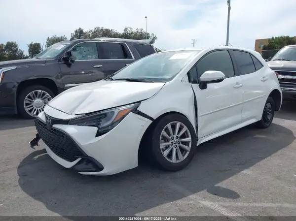 JTND4MBEXR3222283 2024 TOYOTA COROLLA - Image 2