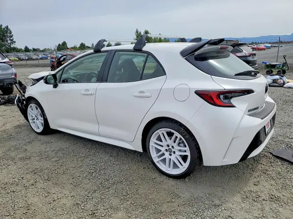 JTND4MBEXT3268431 2026 TOYOTA COROLLA - Image 2