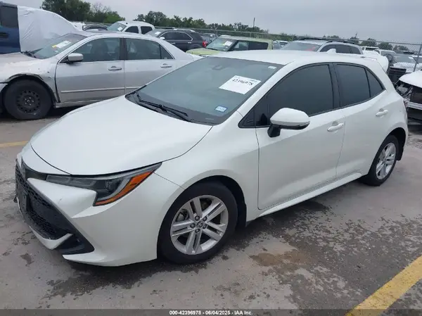 JTND4RBE1L3088851 2020 TOYOTA COROLLA - Image 2