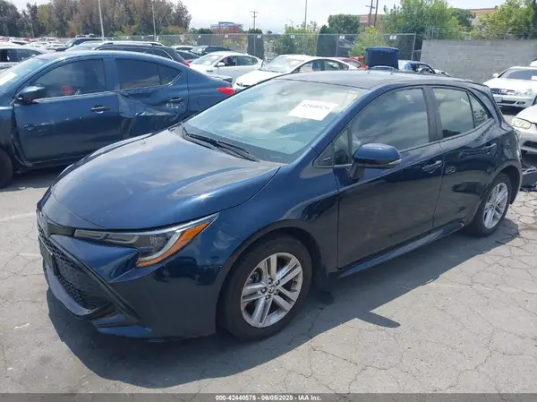 JTND4RBE2L3080516 2020 TOYOTA COROLLA - Image 2