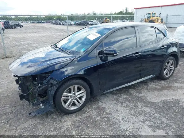 JTND4RBE2L3094089 2020 TOYOTA COROLLA - Image 2