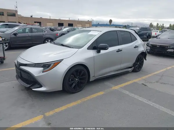JTND4RBE4L3073597 2020 TOYOTA COROLLA - Image 2
