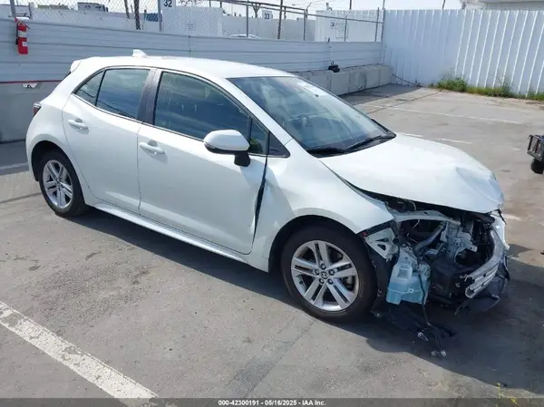 JTND4RBE4L3074488 2020 TOYOTA COROLLA - Image 1