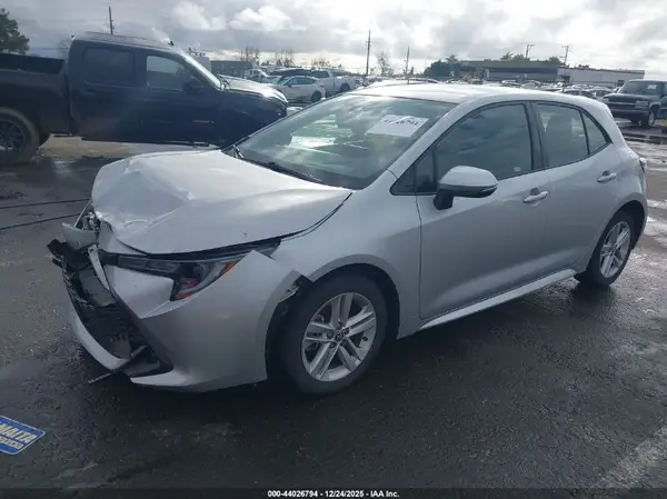JTND4RBE7L3082455 2020 TOYOTA COROLLA - Image 2