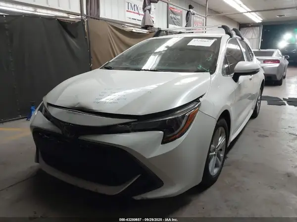 JTND4RBE7L3103692 2020 TOYOTA COROLLA - Image 2