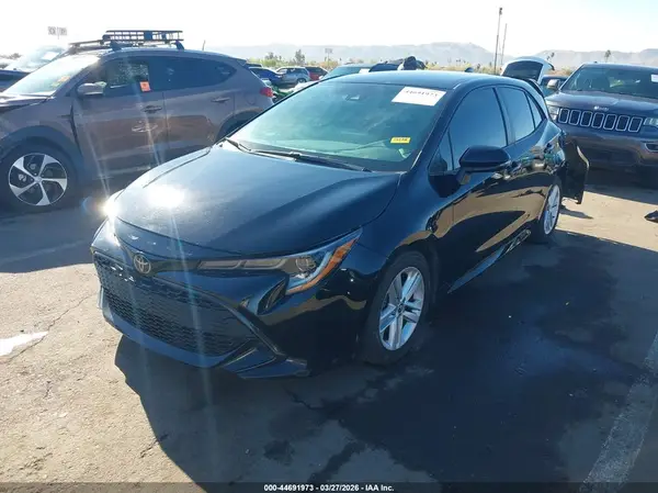 JTND4RBE9L3079007 2020 TOYOTA COROLLA - Image 2