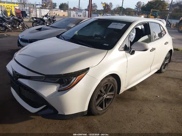 JTNK4RBE0K3062313 2019 TOYOTA COROLLA - Image 2