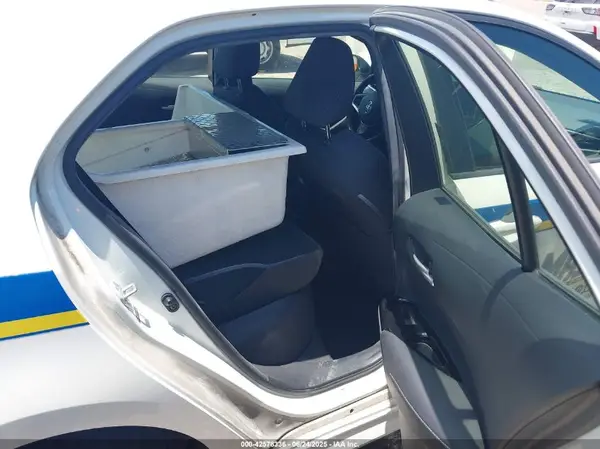 JTNK4RBE1K3001357 2019 TOYOTA COROLLA - Image 3