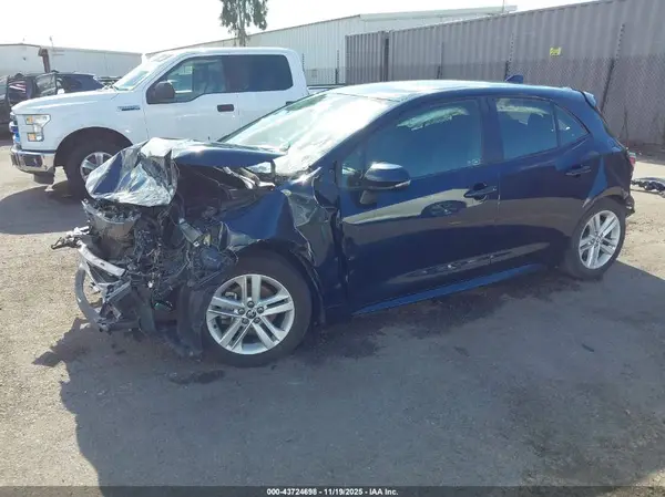 JTNK4RBE1K3010334 2019 TOYOTA COROLLA - Image 2