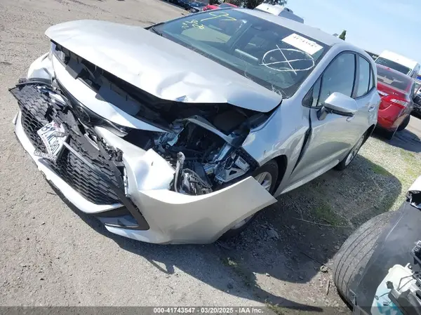 JTNK4RBE2K3050115 2019 TOYOTA COROLLA - Image 2