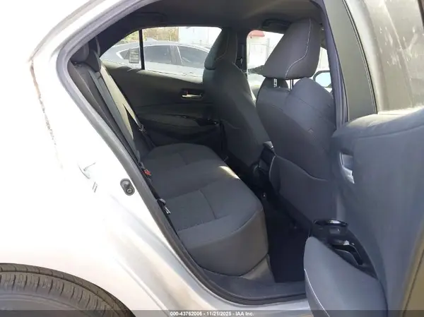 JTNK4RBE3K3037017 2019 TOYOTA COROLLA - Image 8