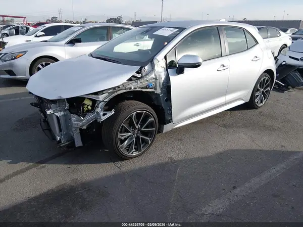 JTNK4RBE3K3040211 2019 TOYOTA COROLLA - Image 2