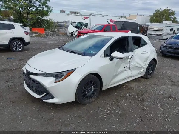 JTNK4RBE4K3011610 2019 TOYOTA COROLLA - Image 2