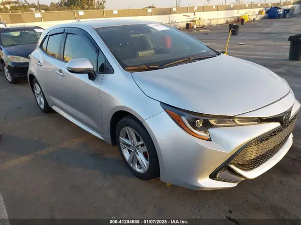 JTNK4RBE4K3047183 2019 TOYOTA COROLLA - Image 1
