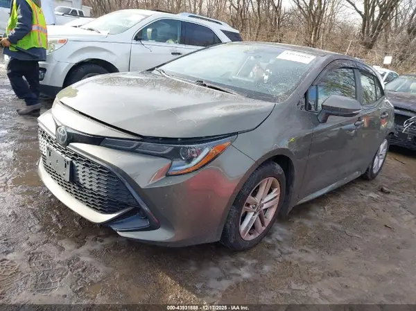 JTNK4RBE7K3021032 2019 TOYOTA COROLLA - Image 2
