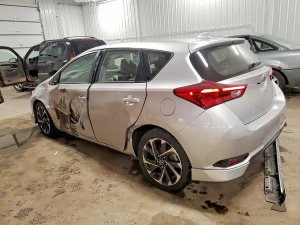 JTNKARJE0HJ523718 2017 TOYOTA COROLLA - Image 2