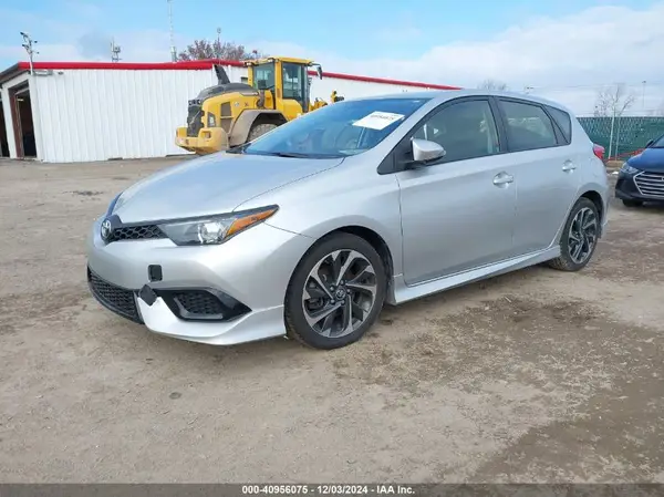 JTNKARJE0HJ526361 2017 TOYOTA COROLLA - Image 2