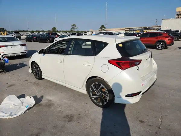 JTNKARJE0HJ549817 2017 TOYOTA COROLLA - Image 2