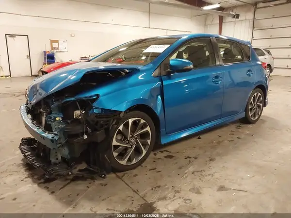 JTNKARJE0HJ550238 2017 TOYOTA COROLLA - Image 2
