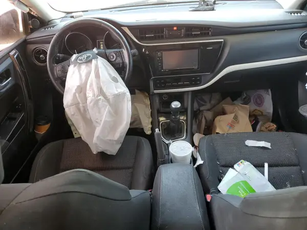 JTNKARJE0JJ553517 2018 TOYOTA COROLLA - Image 8