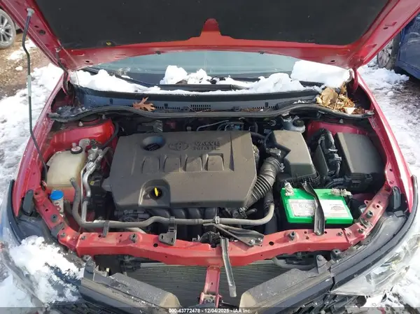 JTNKARJE0JJ555560 2018 TOYOTA COROLLA - Image 8