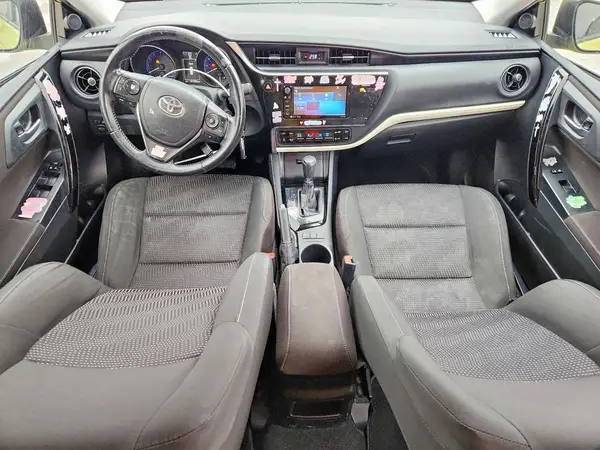 JTNKARJE0JJ557034 2018 TOYOTA COROLLA - Image 8