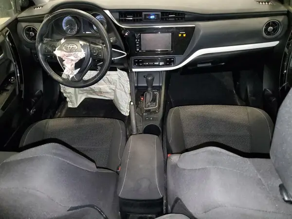 JTNKARJE0JJ557132 2018 TOYOTA COROLLA - Image 8