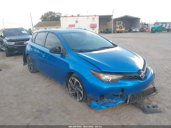 JTNKARJE0JJ560595 2018 TOYOTA COROLLA - Image 1