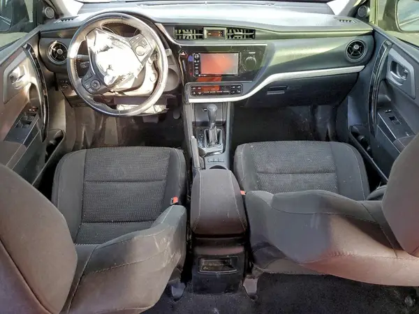 JTNKARJE0JJ561052 2018 TOYOTA COROLLA - Image 8