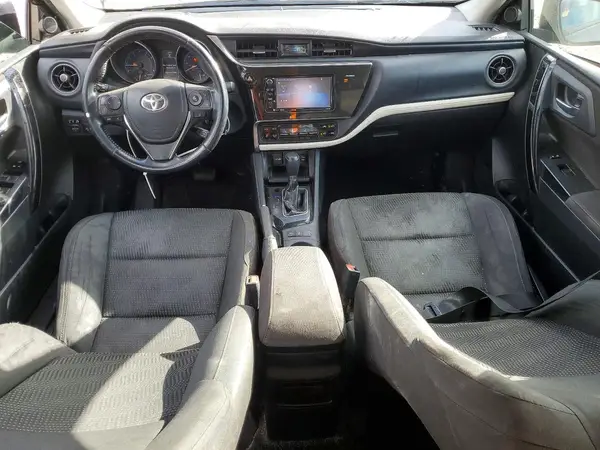 JTNKARJE0JJ565246 2018 TOYOTA COROLLA - Image 8