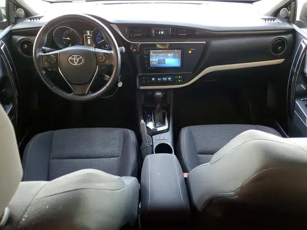 JTNKARJE0JJ565571 2018 TOYOTA COROLLA - Image 8
