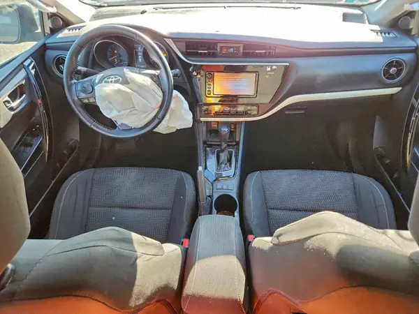 JTNKARJE0JJ566378 2018 TOYOTA COROLLA - Image 8