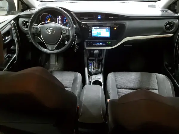 JTNKARJE0JJ572665 2018 TOYOTA COROLLA - Image 8