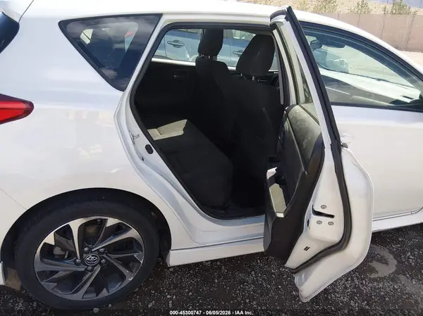 JTNKARJE0JJ573119 2018 TOYOTA COROLLA - Image 8