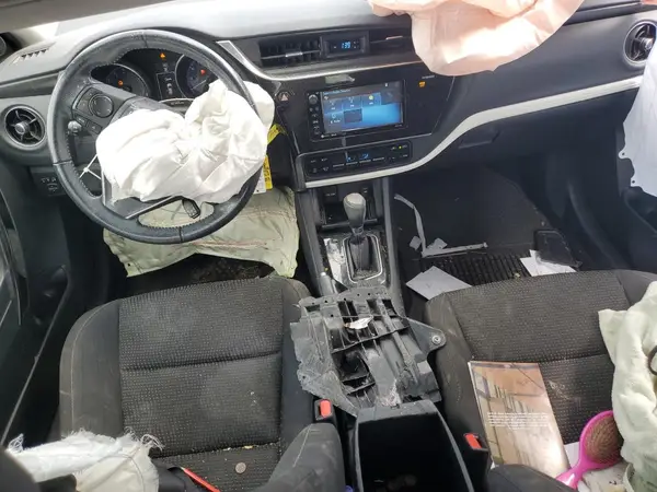 JTNKARJE0JJ574271 2018 TOYOTA COROLLA - Image 8