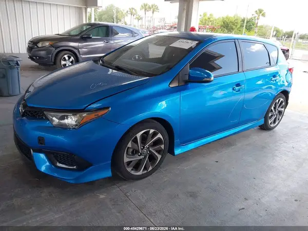 JTNKARJE1HJ530158 2017 TOYOTA COROLLA - Image 2