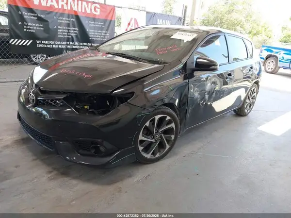 JTNKARJE1HJ531522 2017 TOYOTA COROLLA - Image 2