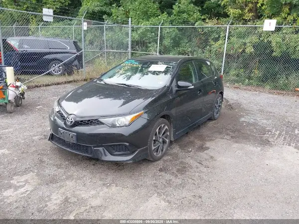 JTNKARJE1HJ533996 2017 TOYOTA COROLLA - Image 2
