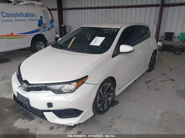 JTNKARJE1HJ536414 2017 TOYOTA COROLLA - Image 2