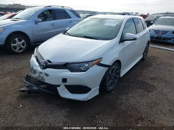 JTNKARJE1HJ537062 2017 TOYOTA COROLLA - Image 2