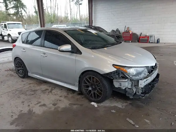 JTNKARJE1HJ539247 2017 TOYOTA COROLLA - Image 1