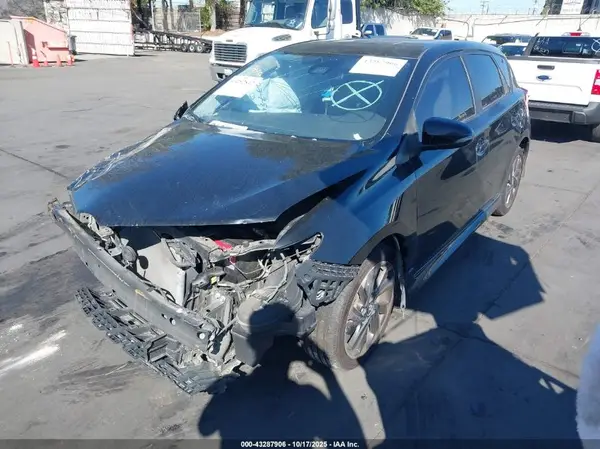 JTNKARJE1HJ539507 2017 TOYOTA COROLLA - Image 2