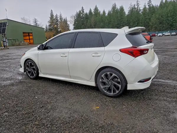 JTNKARJE1HJ542276 2017 TOYOTA COROLLA - Image 2