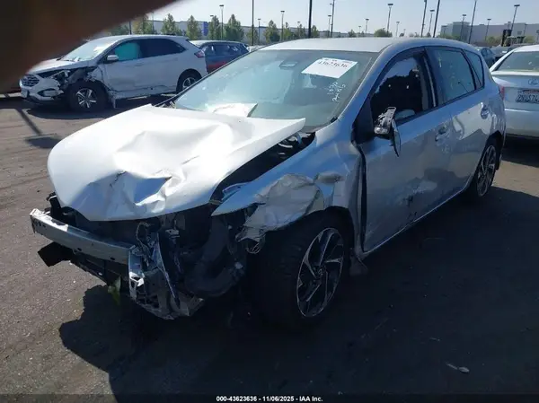 JTNKARJE1HJ544108 2017 TOYOTA COROLLA - Image 2