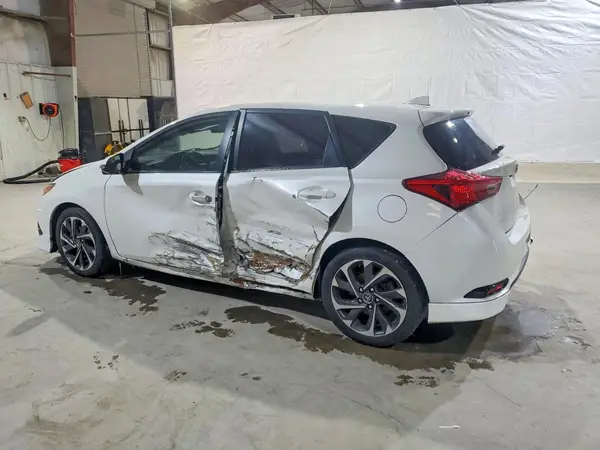 JTNKARJE1HJ545792 2017 TOYOTA COROLLA - Image 2
