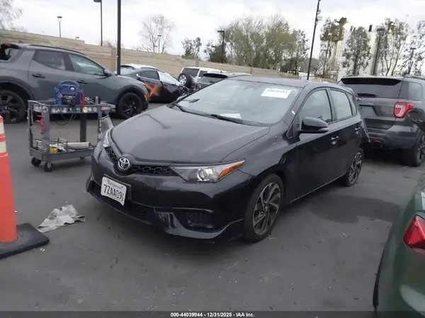 JTNKARJE1HJ547283 2017 TOYOTA COROLLA - Image 2