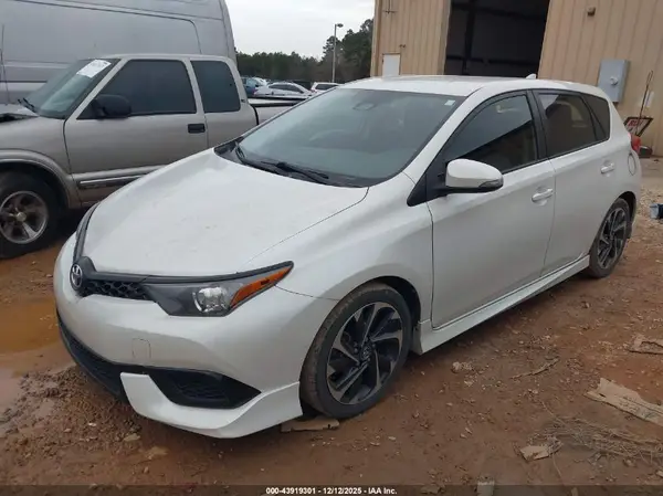 JTNKARJE1HJ547638 2017 TOYOTA COROLLA - Image 2