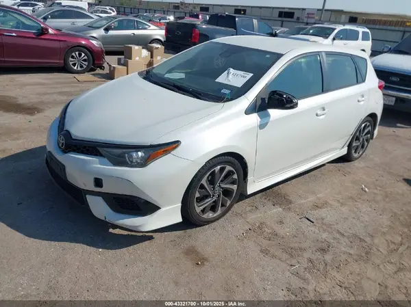 JTNKARJE1HJ552340 2017 TOYOTA COROLLA - Image 2