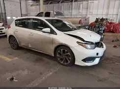 JTNKARJE1JJ553865 2018 TOYOTA COROLLA