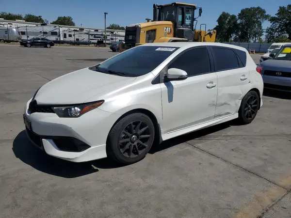 JTNKARJE1JJ554174 2018 TOYOTA COROLLA - Image 1